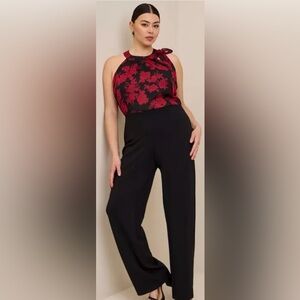 Torrid Black & Red Floral Chiffon Lurex Halter Top – Size 2 (18–20) – NWT